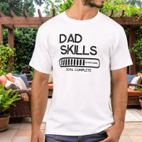 Habilidades de Pai Baixando Camiseta Preta Engraça
