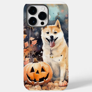 Halloween Akita Com Pumpkins Assustado