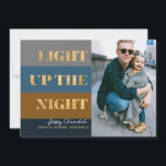 Hanukkah Chanukah traz luz Dourada para a Foto da<br><div class="desc">Nosso Hanukkah / Chanukah Dourado Light O cartão noturno é uma maneira elegante e elegante de compartilhar seus desejos de Chanucá/ Chanukah com amigos,  família e clientes! Com espaço para personalizar com seu nome e foto. Consultas? Envie-nos uma mensagem ou envie um email para bestdresssedbread@gmail.com. Feliz Chanukah!</div>