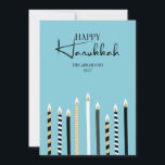 Hanukkah feliz moderno Candles o cartão do feriado<br><div class="desc">Personalize o texto feito sob encomenda acima. Você pode encontrar que os artigos de coordenação adicionais em nosso "Hanukkah feliz moderno Candles" a coleção.</div>