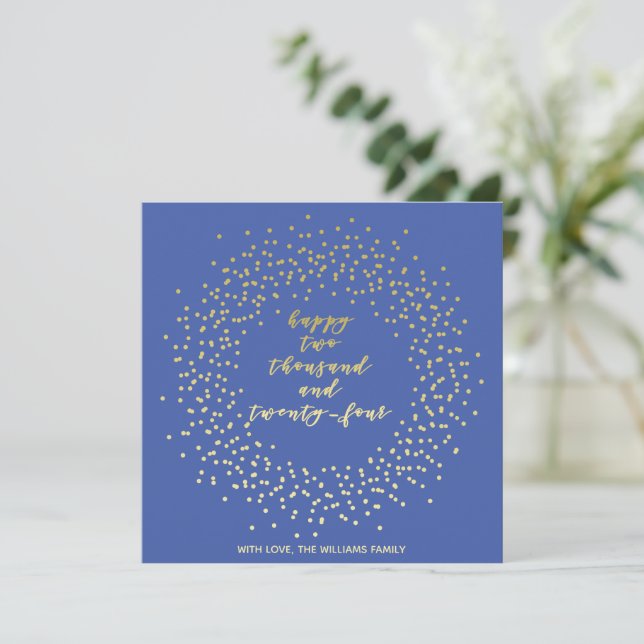 Happy 2024 - Dourada Script & Wreath New Year Card (Em pé/Frente)