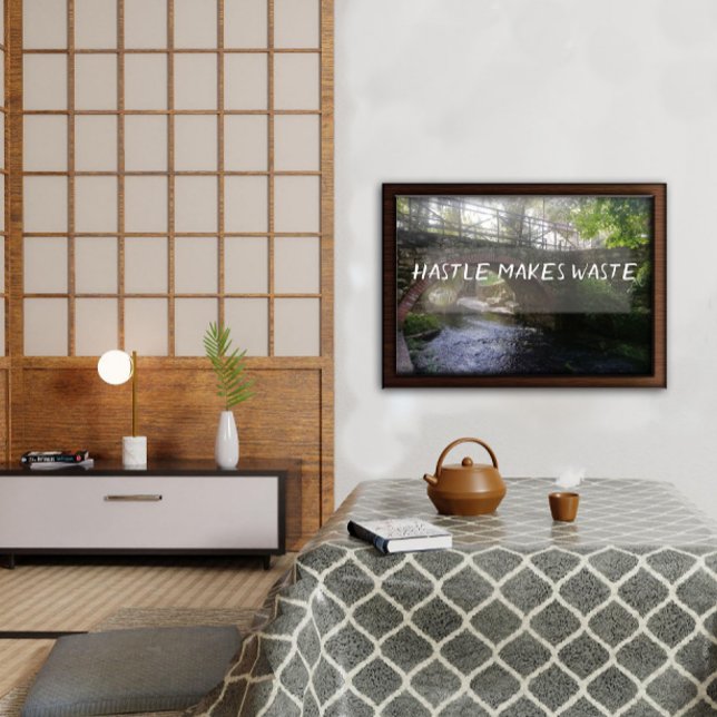 Hastle faz a ponte do provérbio de lixo poster (Criador carregado)