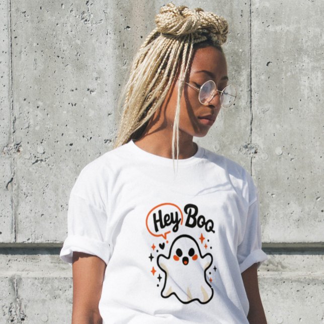 Hey Boo Funny Halloween Ghost Women’s T-Shirt  (Criador carregado)