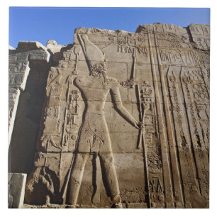 Hieróglifos antigos na parede, Templo de Karnak,