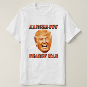 Homem alaranjado perigoso da camisa   de Donald