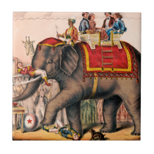 Homens Executando Um Ato De Circo Com Um Elefante.