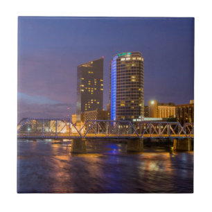 Horizonte ao anoitecer, no Grand River