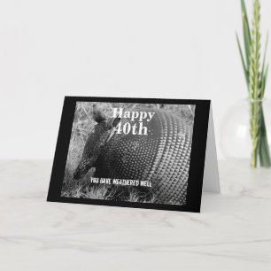 humor engraçado de cartão de aniversário tatu