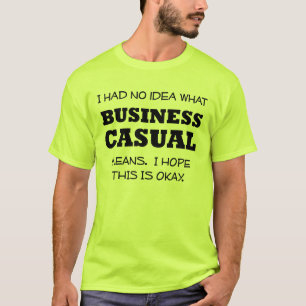 Humor ocasional do escritório das camisetas
