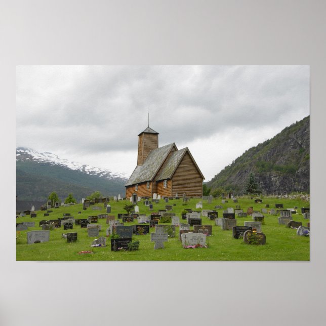 Igreja de escadas com cemitério na Noruega poster (Frente)