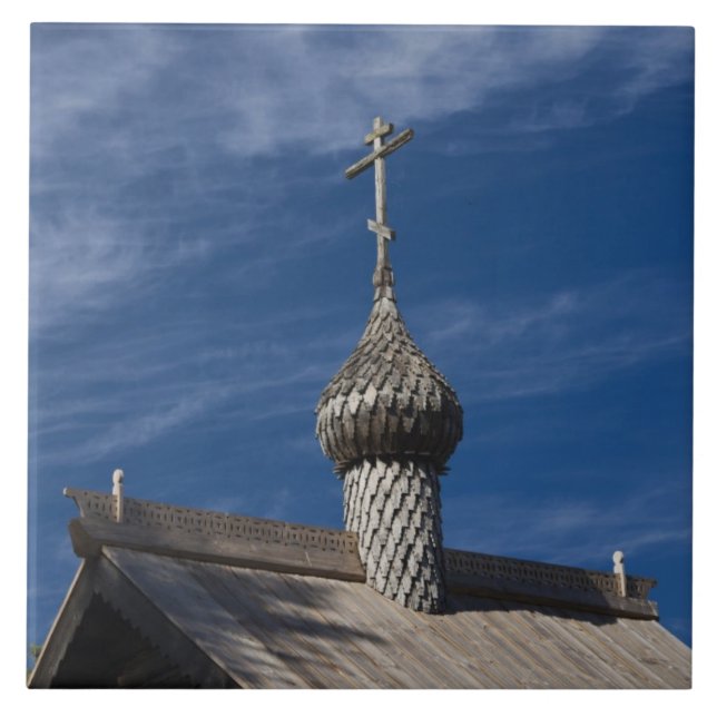 igreja ortodoxa russa de madeira tradicional (Frente)