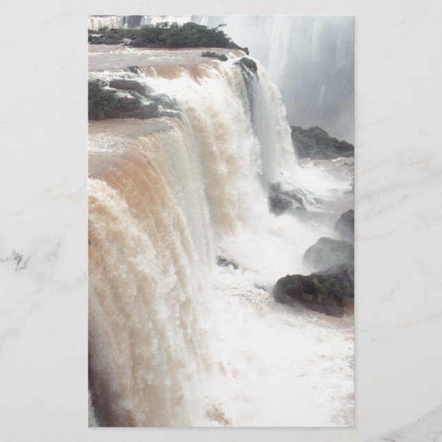 iguazu cai no Brasil (Frente)