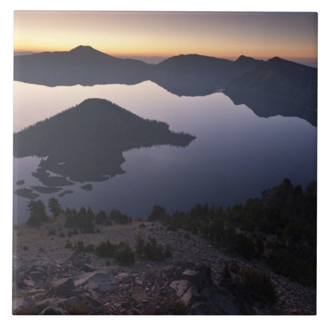 Ilha Wizard ao amanhecer, Parque Nacional Crater L (Frente)
