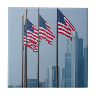 Illinois, Chicago. Navy Pier, bandeiras dos EUA ha
