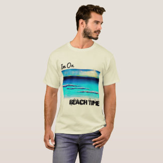 Im na camisa dos homens do tempo da praia