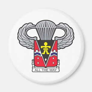 Imã 509th Crista transportada por via aérea com asas