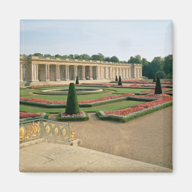 Imã A fachada do jardim do Grande Trianon, 1687 (foto) (Frente)