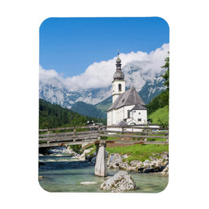 Ímã A igreja paroquial de Ramsau na Baviera, Alemanha