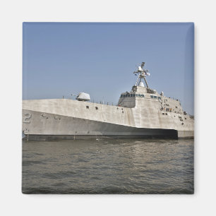 Imã A independência litoral do navio de combate