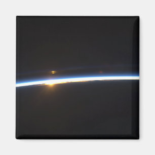 Imã A linha fina da atmosfera de terra