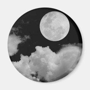 IMÃ A LUA CHEIA NUBLA-SE PRETO E BRANCO