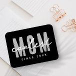 Ímã A Mãe Mais Fria Desde 20XX Moderno, Um Pré-Disquet<br><div class="desc">Esta design simples e moderna é composta por tipografia sã-serif.</div>