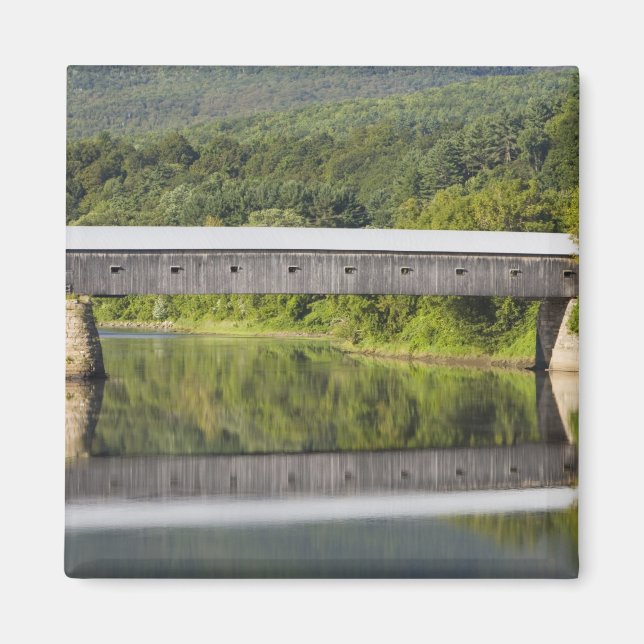 Imã A Ponte Coberta Windsor-Cornish atravessa o (Frente)