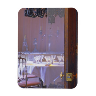 Ímã A sala de jantar privada com o cristal preto
