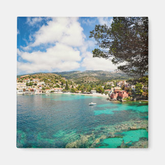 Imã A vila Assos na ilha de Kefalonia, Grécia