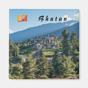 Imã Aldeia do Butão nas montanhas