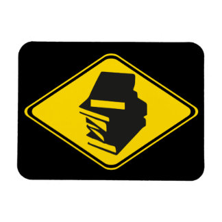 Ímã Alerta: Livros à Frente!