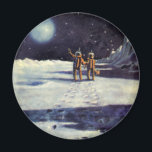 Imã Aliens do Astronauta de Ficção Científica Vintage<br><div class="desc">Vintage ilustra astronautas futuristas e aliens na imagem da ficção científica no espaço sideral. Dois astronautas alienígenas são pegadas fazeres na lua e olhando para cima para o planeta Terra no céu noturno com estrelas. Um clássico design de quadrinhos retrô de ficção científica.</div>