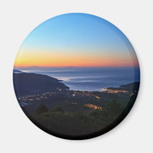 Imã alvorecer na ilha da Ilha de Elba