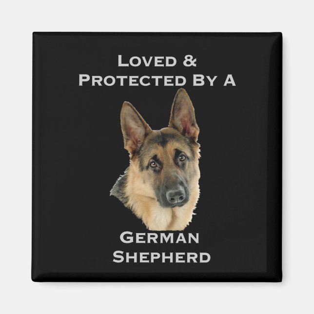 Imã Amado e protegido por um German shepherd (Frente)