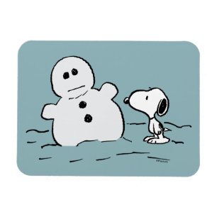 Ímã Amendoins Snoopy constrói um boneco de neve
