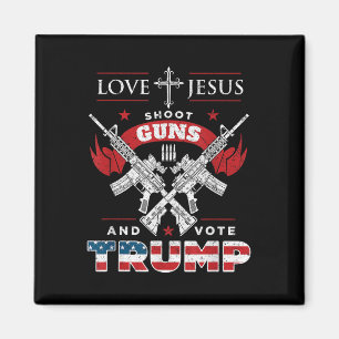 Imã Amo Jesus. Atire em Armas. E Vote Trump 2020 Flag