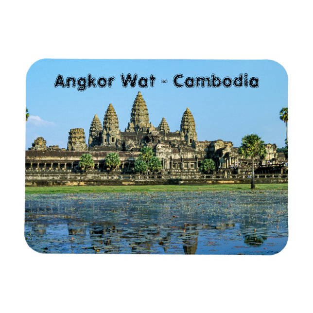 Ímã Angkor Wat e reflexão no lago - Cambodia (Horizontal)