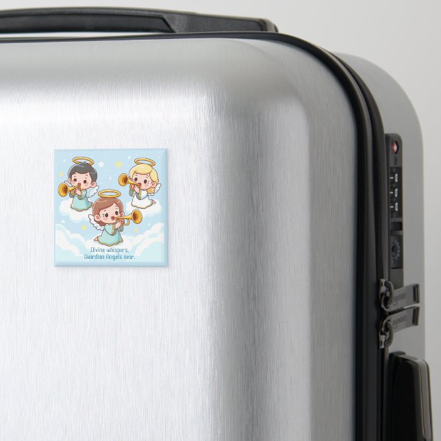 Imã Anjos Guardiões da Árvore tocando trombetas (In Situ (Luggage))