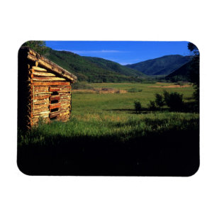 Ímã Antiga casa de troncos perto de Park City, Utah. (
