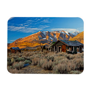 Ímã Antiga Fazenda ao Longo da Hwy 395 em June Lake