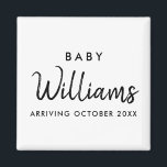 Imã Anúncio de Gravidez Moderna<br><div class="desc">Íman moderno minimalista personalizado de nome gravidez. Avise seus amigos e família que você está esperando com esta elegante design mínima.</div>