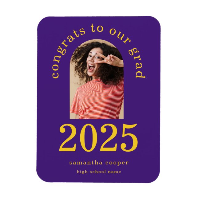 Ímã Anúncio Roxo de Formando 2024 em Arch Modern (Vertical)