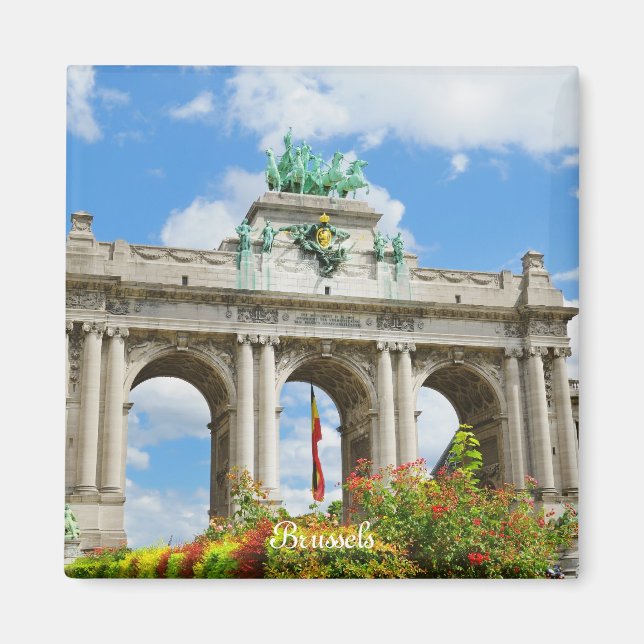 Imã Arco do Triunfo no Parque Cinquantenário em Bruxel (Frente)