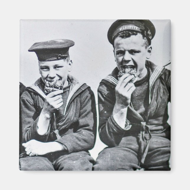 Imã Armas de guerra HMS durante a Segunda Guerra Mundi (Frente)