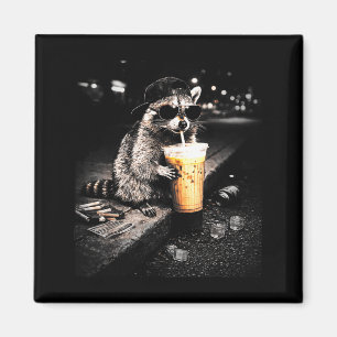 Imã Arte engraçada de guaxinim bebendo café gelado