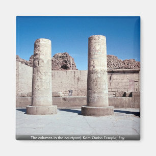 Imã As colunas no pátio, templo de Kom Ombo, Egy