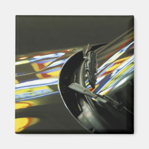 Imã Ásia, Malásia, Melaka. Reflexões neon no carro