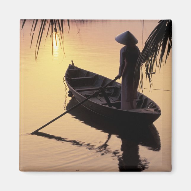 Imã Ásia, Vietnã, Mekong Delta, Can Tho. Noite (Frente)