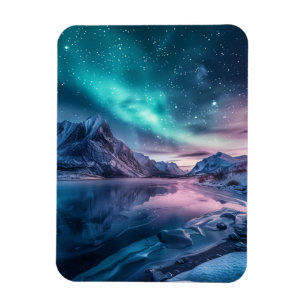 Ímã Aurora Borealis Sobre A Paisagem Da Montanha Snowy