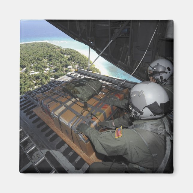 Imã Aviões empurram uma palete de mercadorias doadas 2 (Frente)